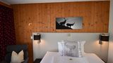 Cabana Hotel Room