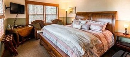 The Heron Inn & Day Spa Room