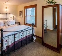 The Heron Inn & Day Spa Room