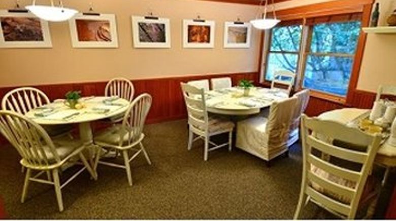 <b>The Heron Inn & Day Spa Restaurant</b>. Images powered by <a href="https://www.leonardoworldwide.com/" title="Leonardo Worldwide" target="_blank">Leonardo</a>.