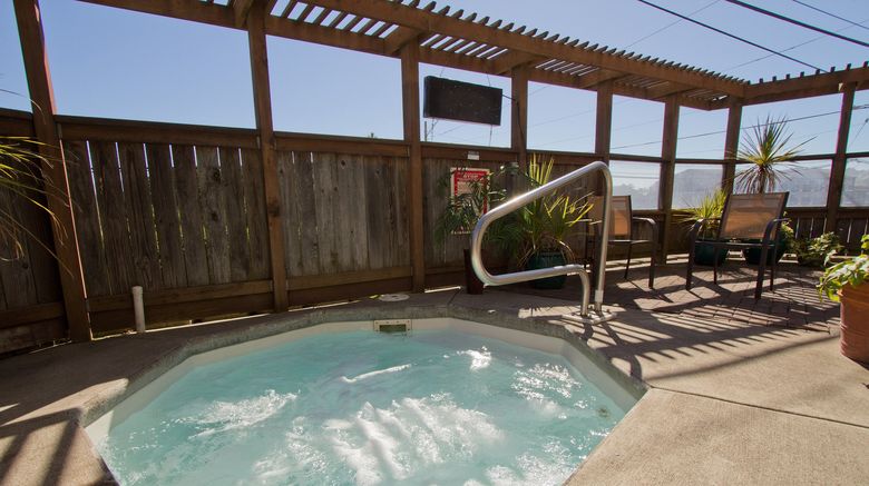 <b>Shearwater Inn Spa</b>. Images powered by <a href="https://www.leonardoworldwide.com/" title="Leonardo Worldwide" target="_blank">Leonardo</a>.