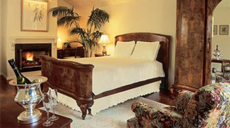 The Willows Historic Palm Springs Inn Room