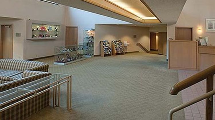 Wallace Inn Lobby