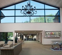 Wallace Inn Lobby