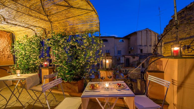 <b>The Inn at the Roman Forum Room</b>. Images powered by <a href="https://www.leonardoworldwide.com/" title="Leonardo Worldwide" target="_blank">Leonardo</a>.