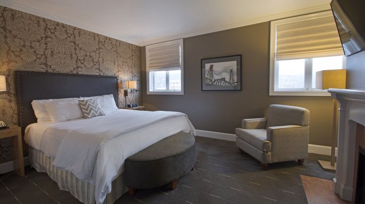 Sentinel Hotel Suite