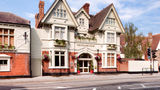 Mercure Thames Lodge Staines Exterior