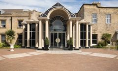 Mercure York Fairfield Manor Hotel