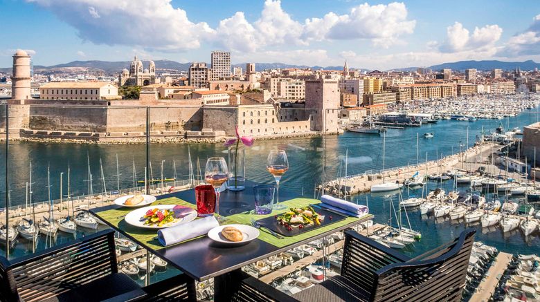 <b>Sofitel Marseille Vieux Port Restaurant</b>. Images powered by <a href="https://leonardo.com/" title="Leonardo Worldwide" target="_blank">Leonardo</a>.
