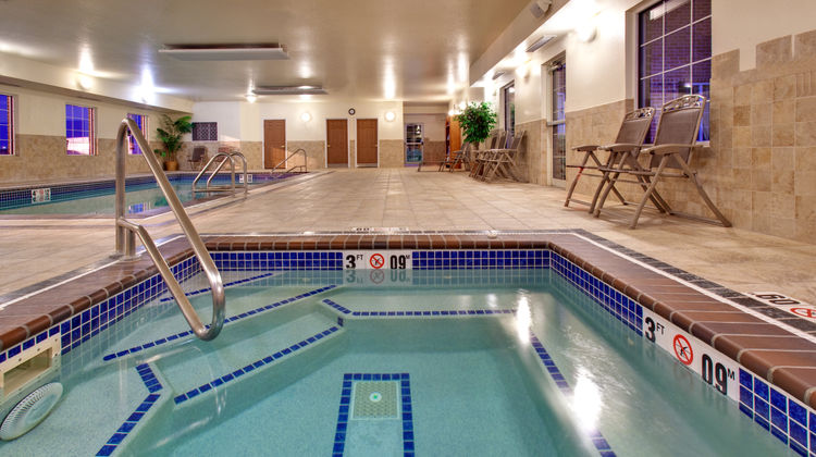 Staybridge Suites Pool