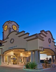 Holiday Inn Express & Suites Tucson Mall