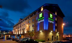 Holiday Inn Express Edinburgh Waterfront