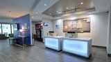Holiday Inn Express/Stes Toronto Arpt W Lobby