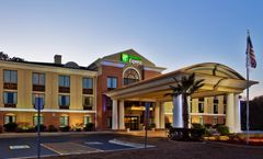 Holiday Inn Express & Suites Hinesville