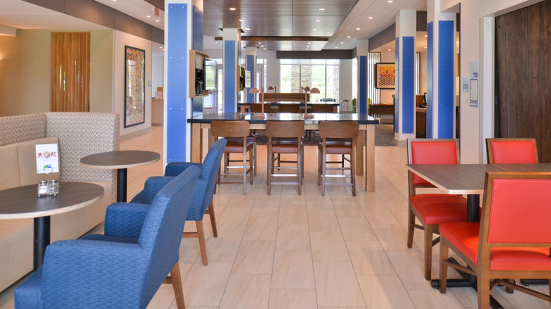 <b>Holiday Inn Express & Suites Omaha Arpt Lobby</b>. Images powered by <a href="https://leonardo.com/" title="Leonardo Worldwide" target="_blank">Leonardo</a>.