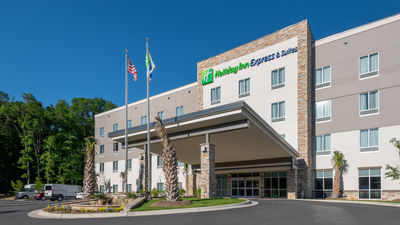 Holiday Inn Express & Suites CLT Airport