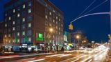 Holiday Inn NYC - Lower East Side Exterior