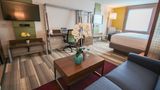 Holiday Inn Express & Stes Miami Airport Suite