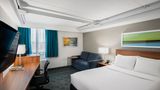Holiday Inn Airport West Room