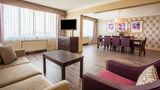 Holiday Inn Toronto Intl Airport Suite