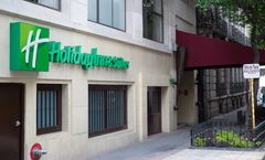 Holiday Inn Hotel & Suites