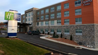 Holiday Inn Express & Suites Pittsburgh