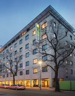 Holiday Inn Express Berlin City Centre