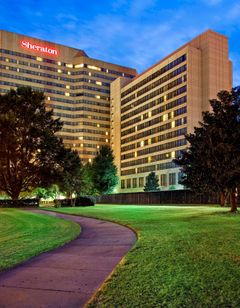 Sheraton Memphis Downtown Hotel