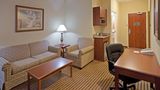 Holiday Inn Express & Suites Waxahachie Suite