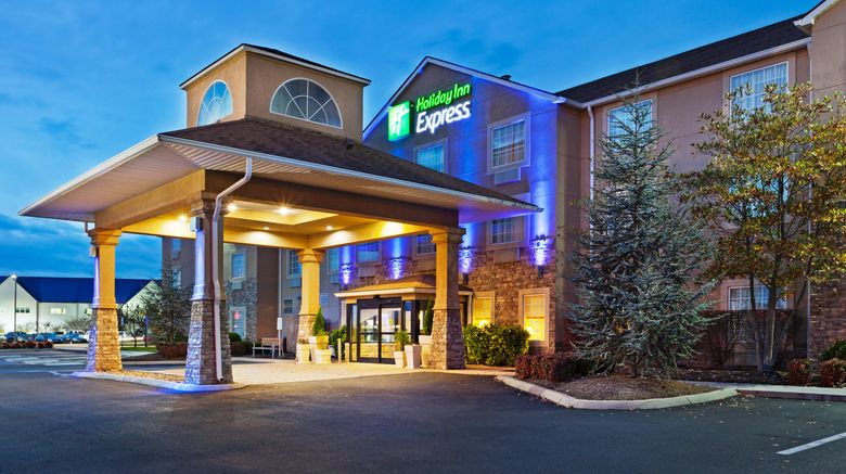 Holiday Inn Express Knoxville Airport Exterior. Images powered by <a href="http://www.leonardo.com" target="_blank" rel="noopener">Leonardo</a>.