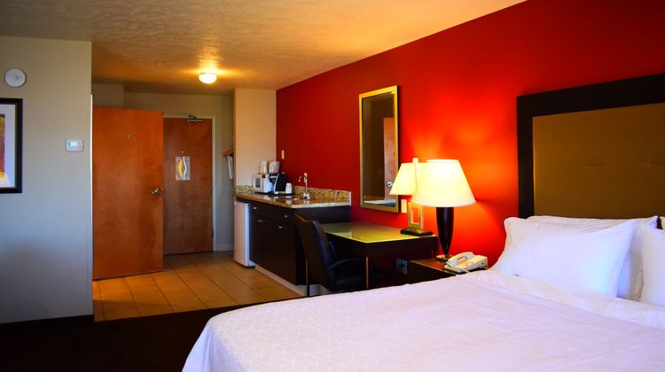 Holiday Inn Express Room