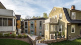 Oakhurst Inn Exterior