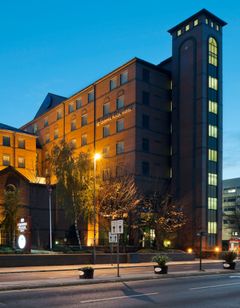 Crowne Plaza Leeds Hotel