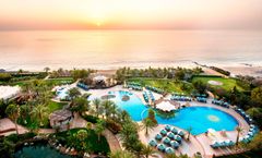 Le Meridien Al Aqah Beach Resort