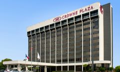 Crowne Plaza San Antonio Airport