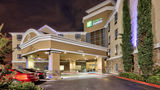 Holiday Inn Express & Stes Houston Dwtn Exterior