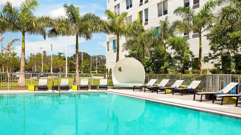 hotels in doral fl 33172
