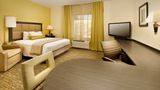 Candlewood Suites Alexandria Suite