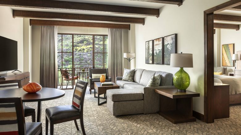 <b>The Ritz-Carlton, Dove Mountain Suite</b>. Images powered by <a href="https://leonardo.com/" title="Leonardo Worldwide" target="_blank">Leonardo</a>.