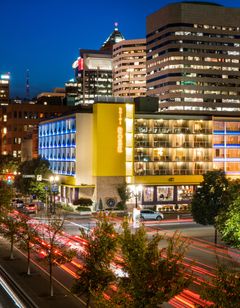 Hotel Rose Downtown