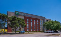 Holiday Inn Express & Suites Medical