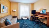 Fairfield Inn & Suites Alexandria Suite