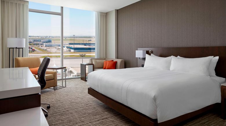 <b>Calgary Airport Marriott In-Terminal Room</b>. Images powered by <a href="https://leonardo.com/" title="Leonardo Worldwide" target="_blank">Leonardo</a>.