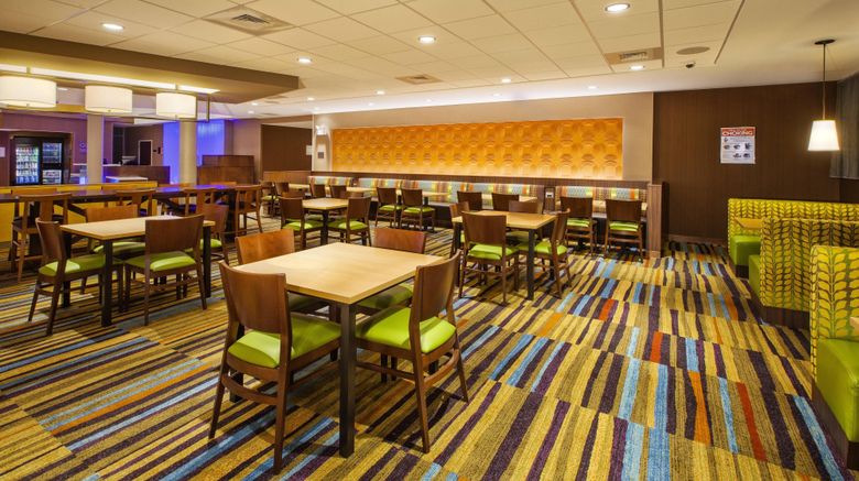 <b>Fairfield Inn & Suites Plattsburgh West Restaurant</b>. Images powered by <a href="https://leonardo.com/" title="Leonardo Worldwide" target="_blank">Leonardo</a>.