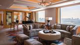 Renaissance Suzhou Hotel Suite