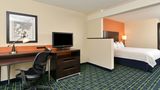 Fairfield Inn & Suites Cedar Rapids Suite