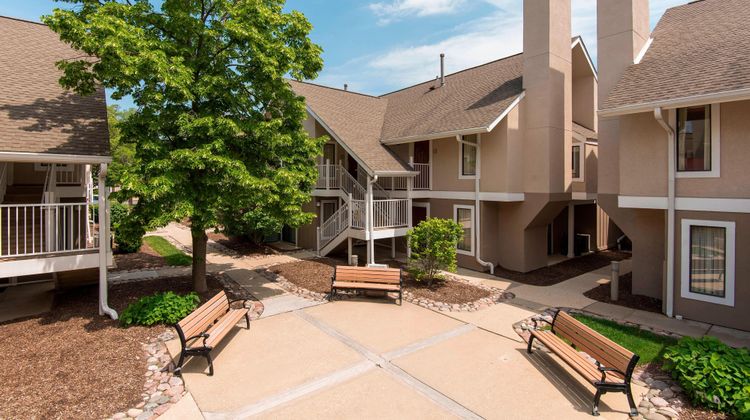 Residence Inn Chicago Deerfield Exterior