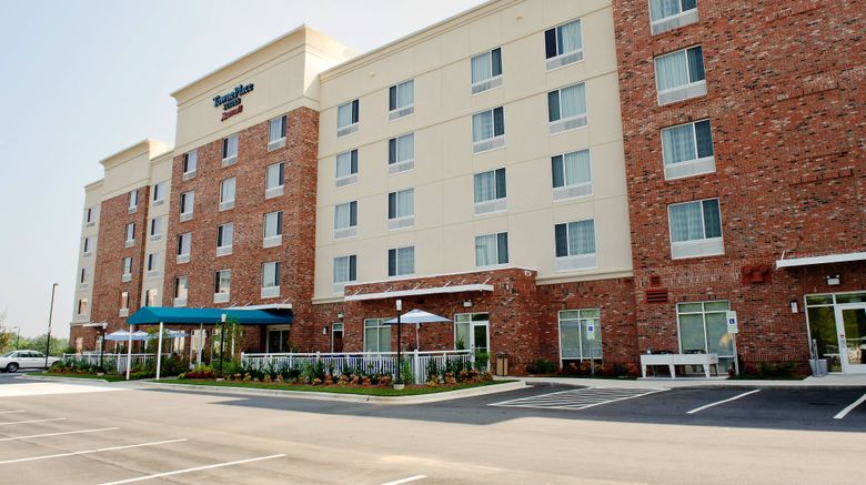 TownePlace Suites Charlotte Mooresville Exterior. Images powered by <a href="http://www.leonardo.com" target="_blank" rel="noopener">Leonardo</a>.