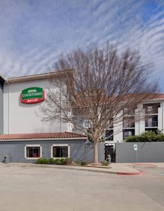 Courtyard by Marriott Ft Worth/Lands End