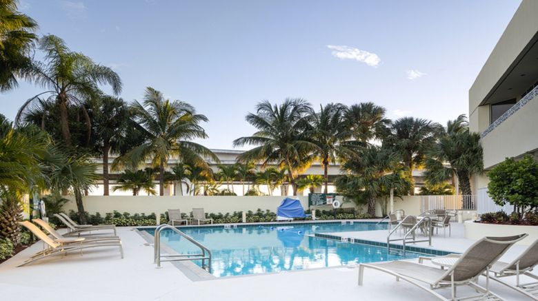 <b>Holiday Inn Palm Beach Airport Pool</b>. Images powered by <a href="https://leonardo.com/" title="Leonardo Worldwide" target="_blank">Leonardo</a>.